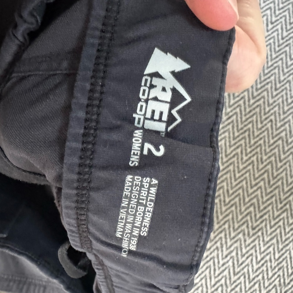 REI Women's Charcoal/Black Outdoor Pants - Picture 3 of 11
